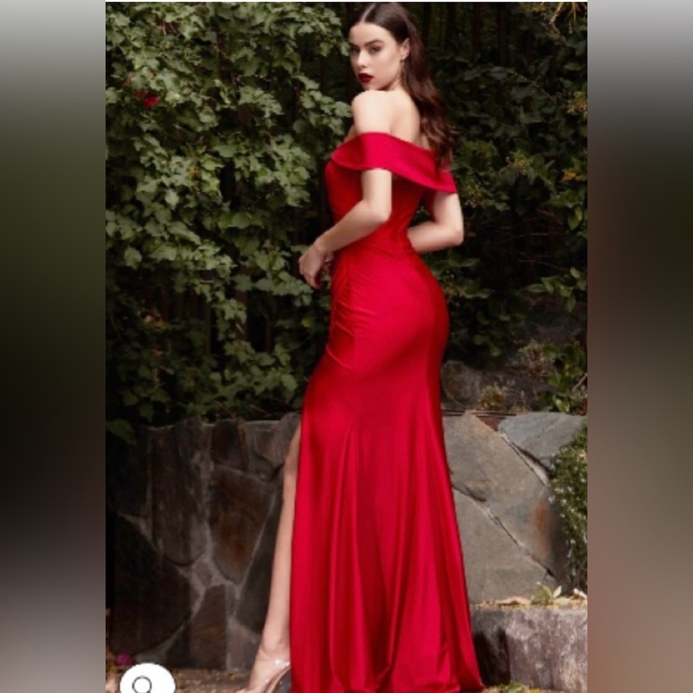 Chic Strapless Red Evening Dress